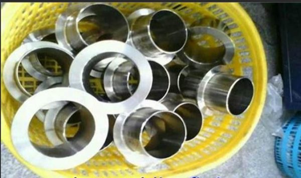 ASTM  A403 TP304L STUB END 314-014 DN100 Sch16H - Image 1