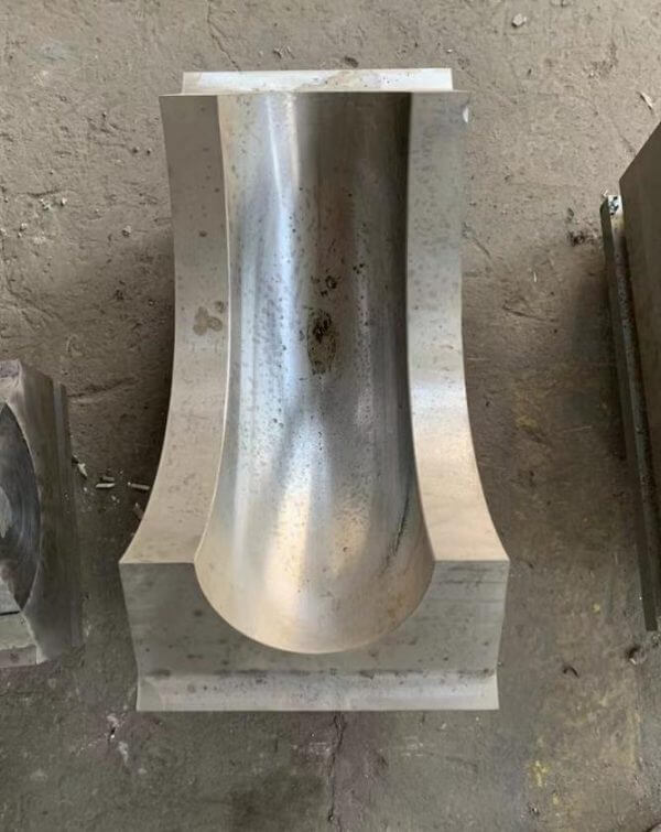 Steel elbow making mould for machine K18 2520 - Image 1